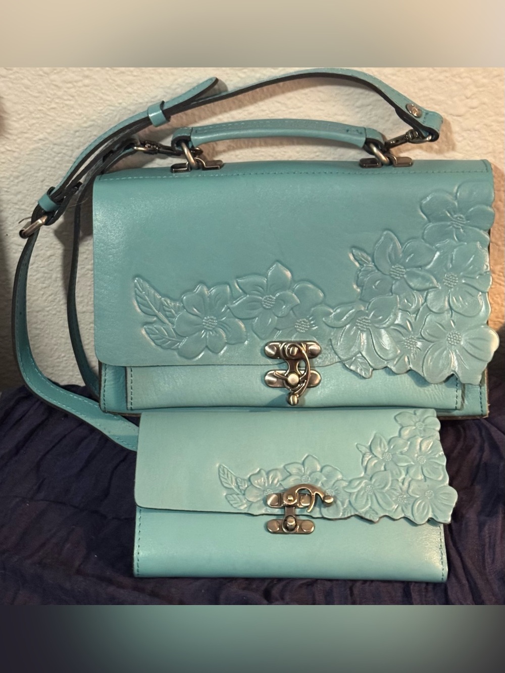 Patricia Nash Charonne Satchel & Terresa Flap Wallet Set
